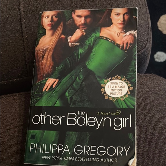 The Other Boleyn Girl Book - Picture 1 of 1